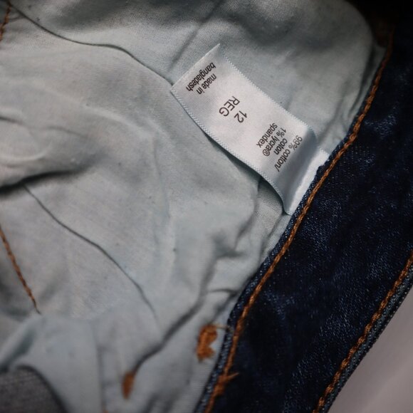 Maurices Straight Leg Jeans, Size 12 Reg, 99% Cotton - Picture 4 of 4